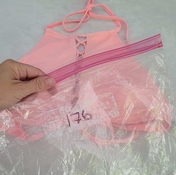 Victoria Secret PINK Bikini Top Swimsuit Adjustable Halter Neck Coral Sz Small - Picture 8 of 8